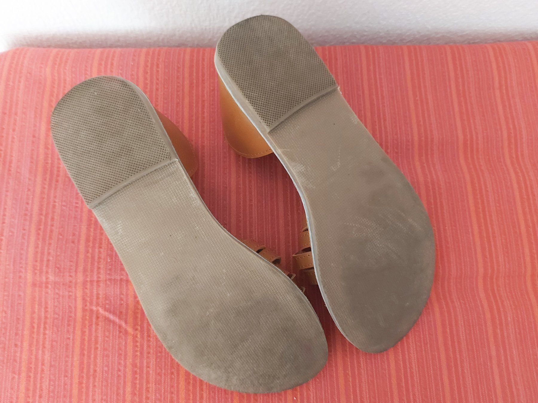 Damenschuhe: Echtleder Sandale, Grösse 38 – Neu (gemäss Beschreibung) aus Aigle von biscutelle 4