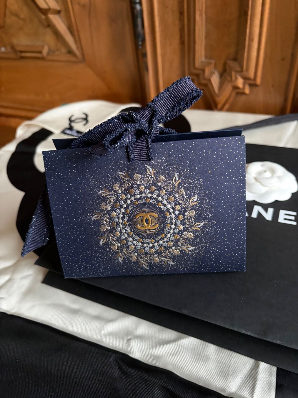Chanel Altro in Decorazioni & Accessori: CHANEL WINTER CONSTELLATION Dekorative Schachteln – Nuovo e nell'imballaggio originale da Interlaken venduto da Bona55