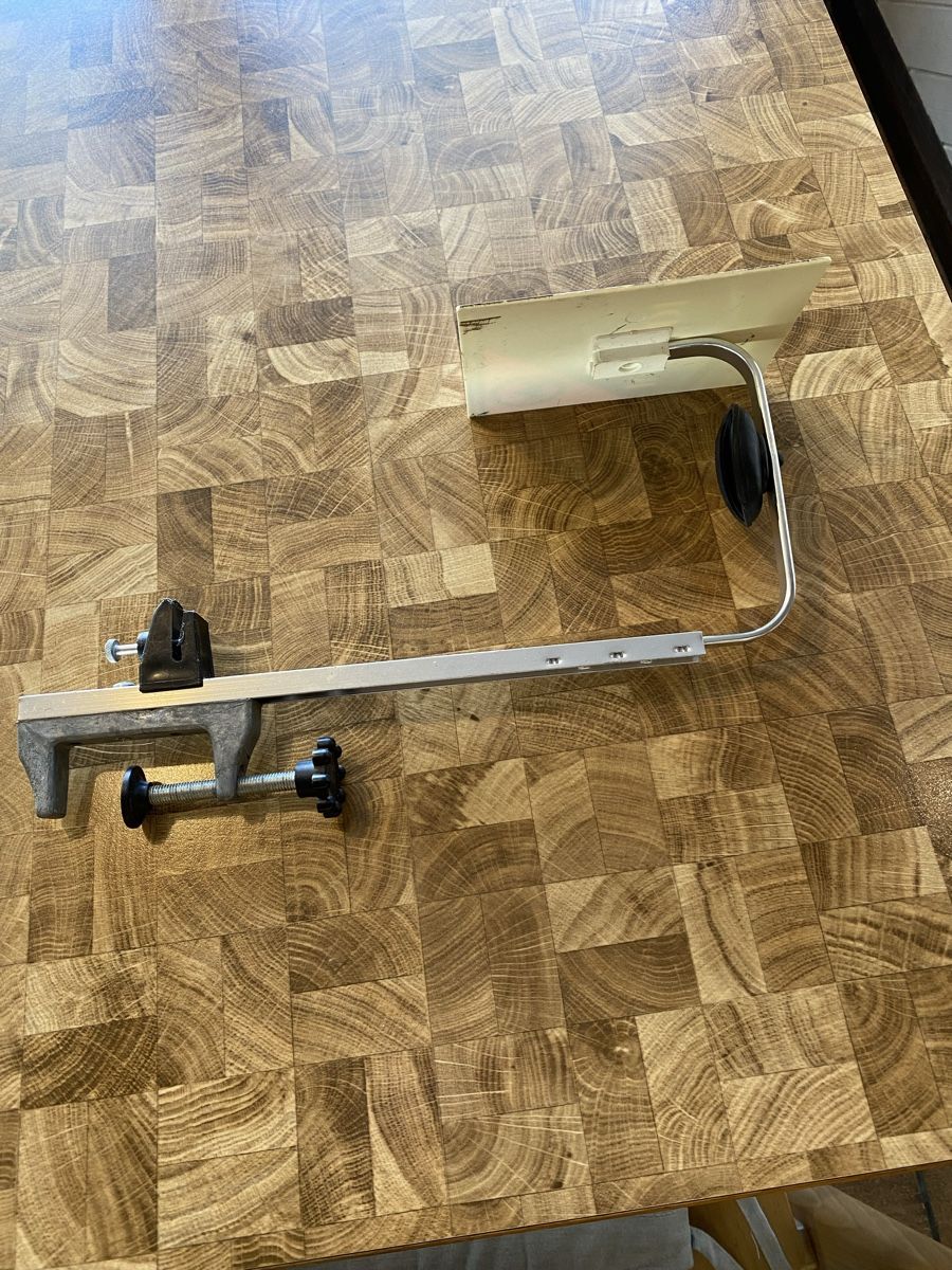 Supporti a parete: Flaschen Wand halter – Usato da Amriswil venduto da kar_rx2y 2