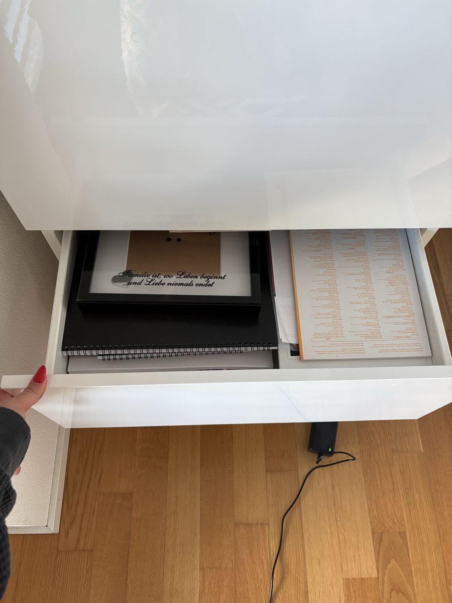 Armadi: Schrank mit Vitrine und Schubladen – Nuovo (secondo la descrizione) da Bürglen TG venduto da ste_s6yp 2