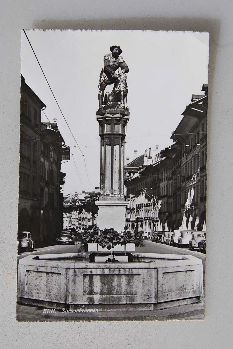 Cartoline postali: AK Bern - Simsonbrunnen – Usato da Rüfenacht BE venduto da Toro06