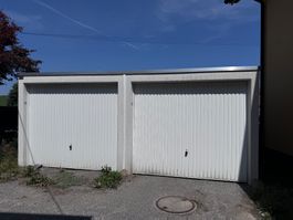 Doppelgarage zu verkaufen mit Torantrieb
