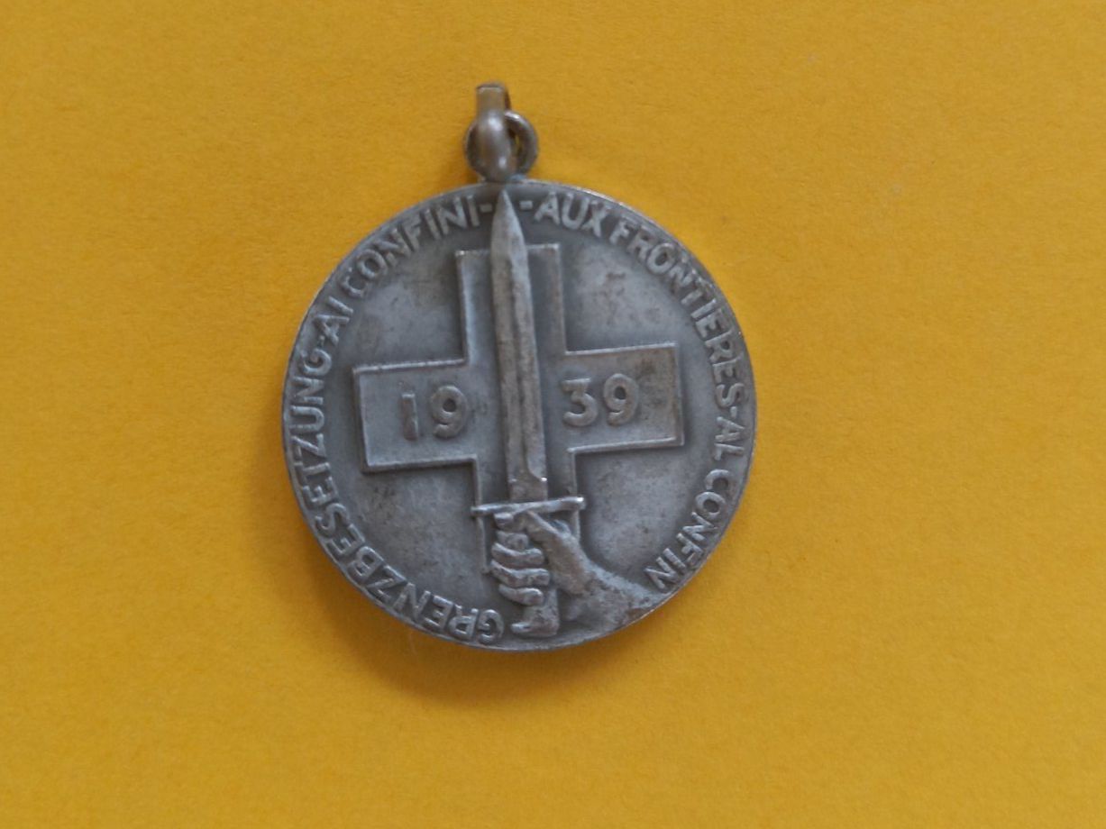 Medaglie: Médaille ancienne, Aux frontières, 1939 – Usato da Rossens FR venduto da Souris1