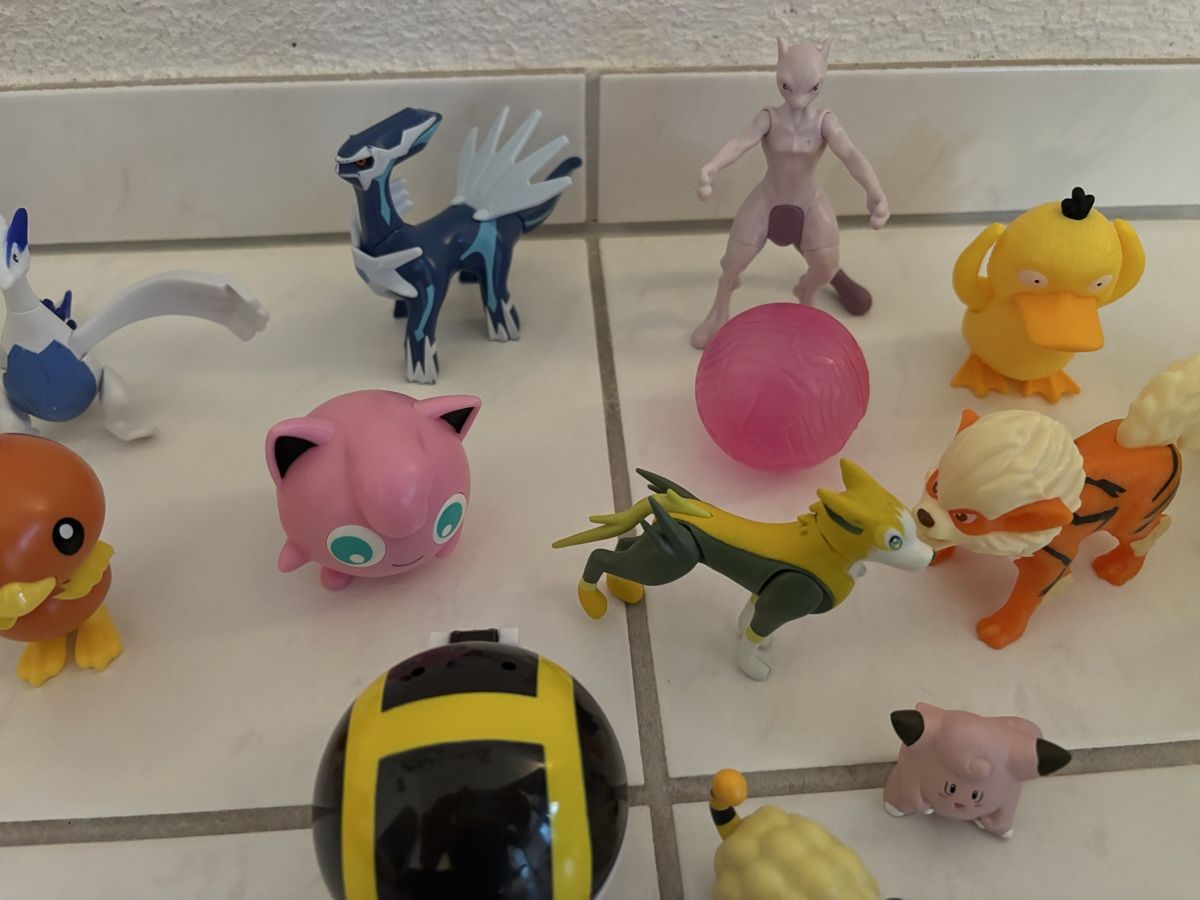 Pokémon Giocattoli: Pokémon Figuren – Usato da Uetikon am See venduto da Winnieclaudia 2