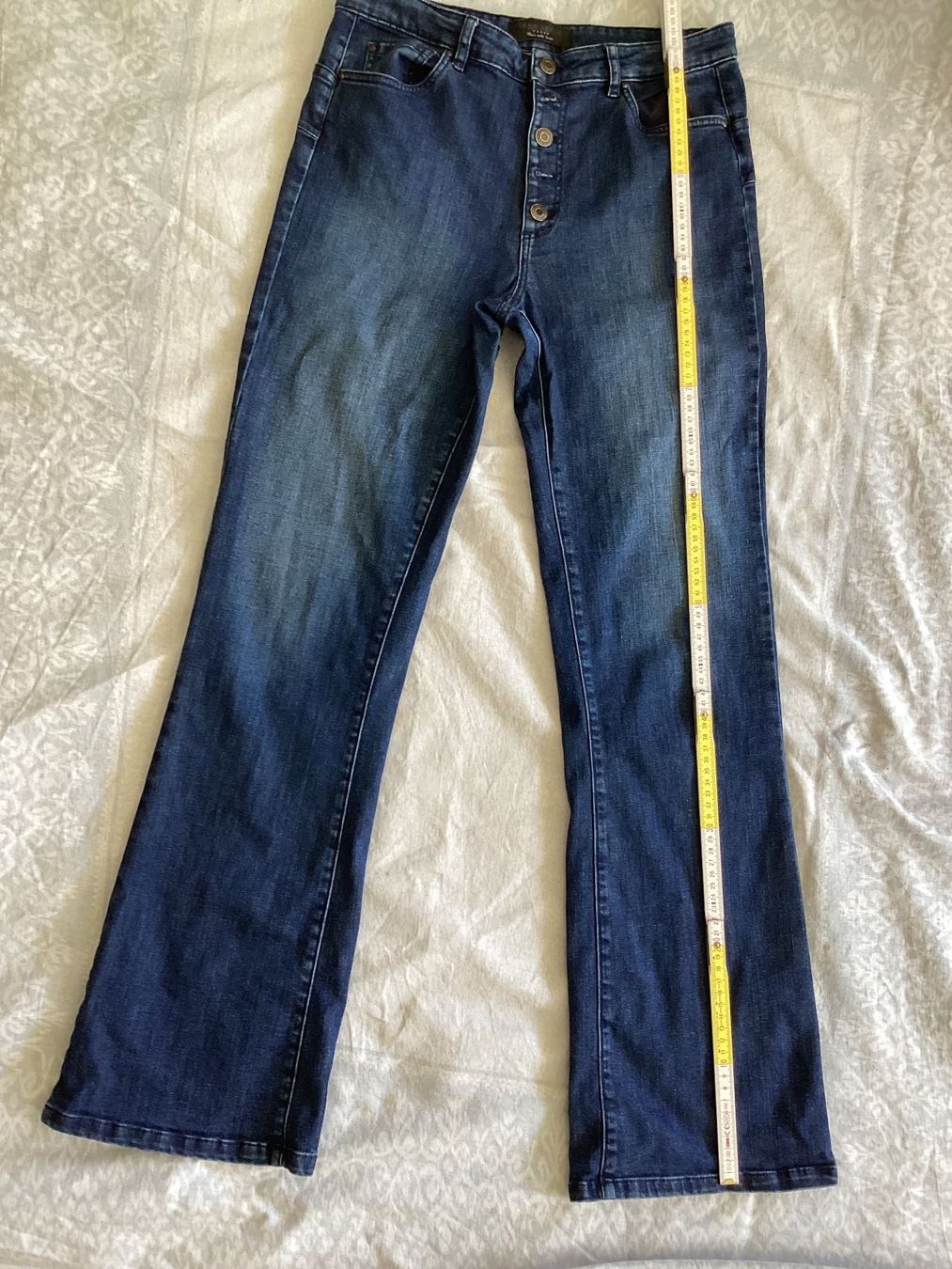 IKKS Jeans: Jeans Ikks flare – Usato da Neuchâtel venduto da Pompom_10 1