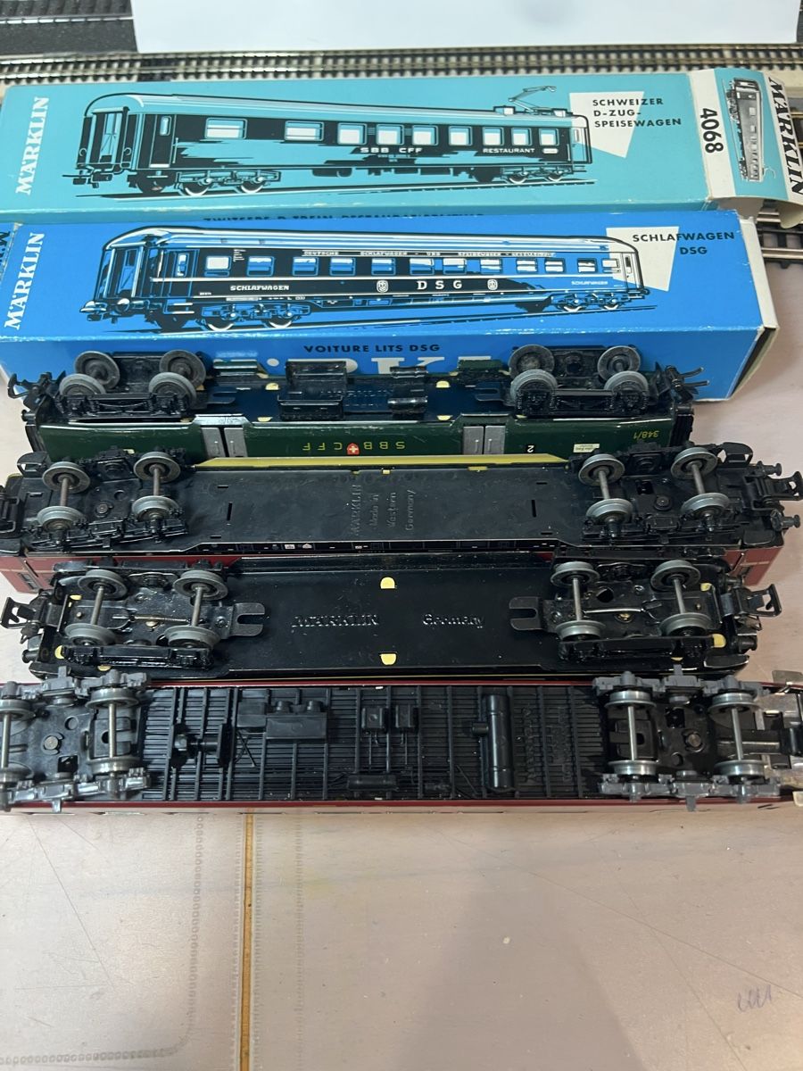 Märklin Modellini di ferrovie: Märklin Personenwagen  – Usato da Dübendorf venduto da Troggy 1