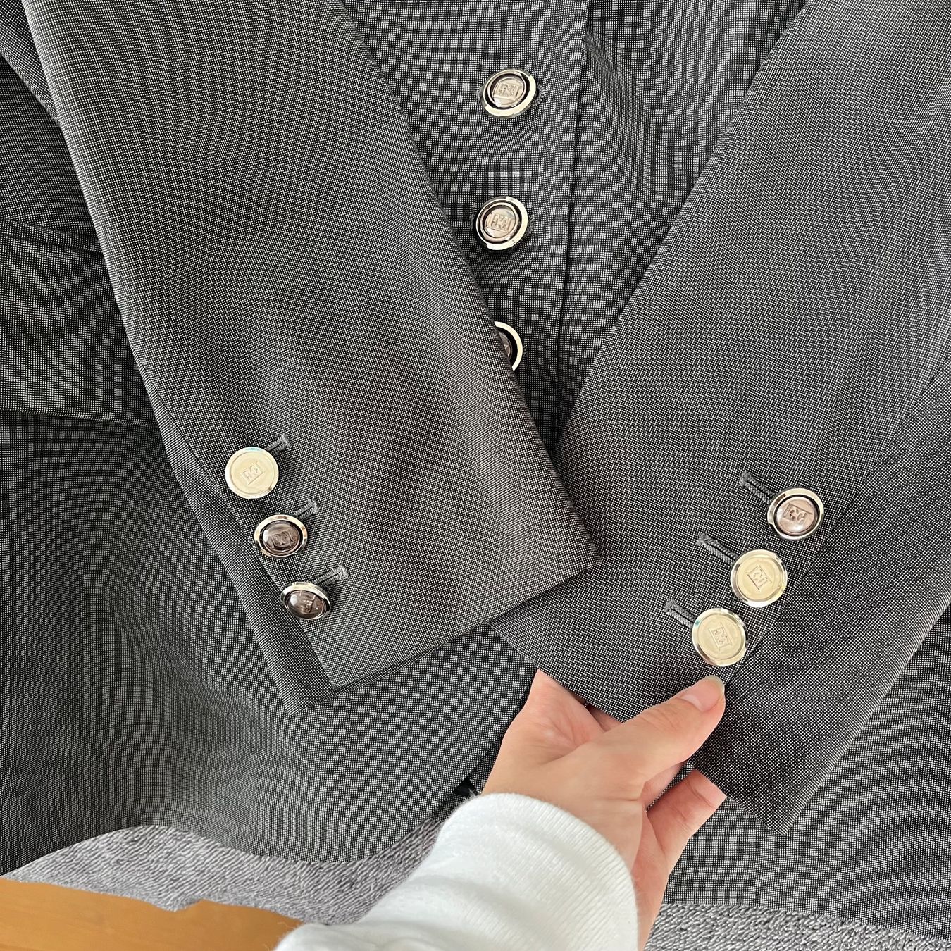 Escada Jacken: Escada Blazer – Gebraucht aus Zug von Grc999 5