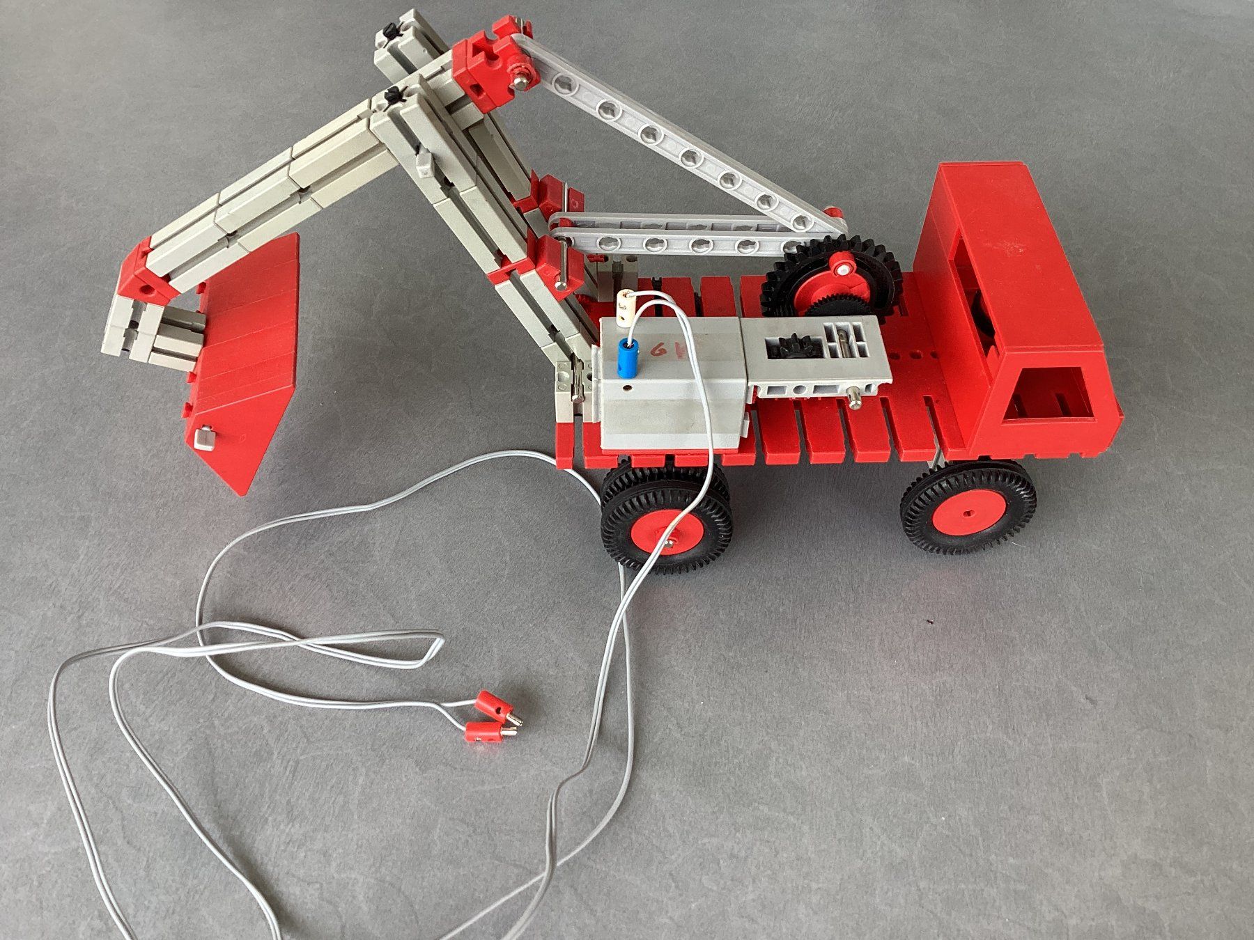 Fischer Kit di costruzioni: Fischertechnik Konvolut, diverse Sets, 1970er Jahre – Usato da Steffisburg venduto da mareri 6