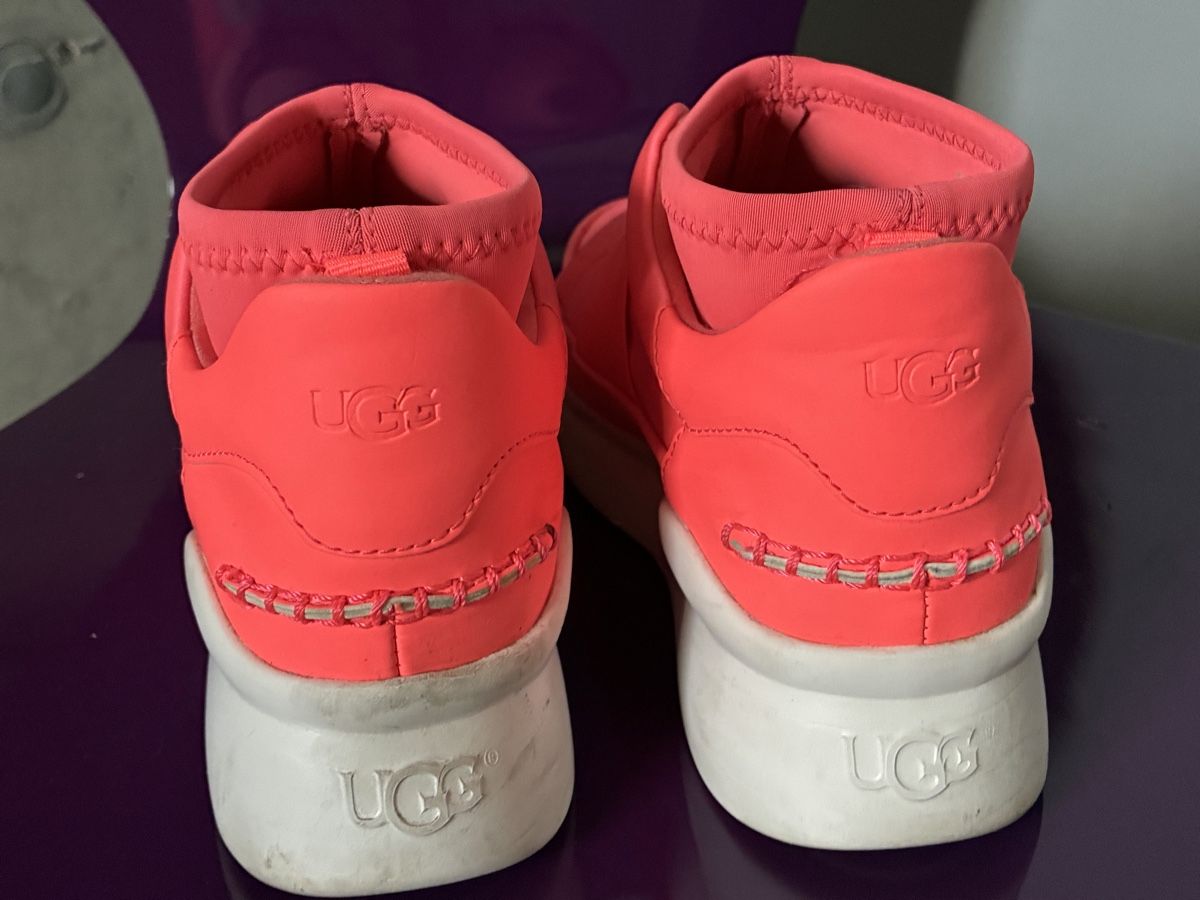 Ugg Scarpe da donna: UGG Sneakers in orange - Gr. 35.5/36 – Usato da Niederglatt ZH venduto da karinso 1