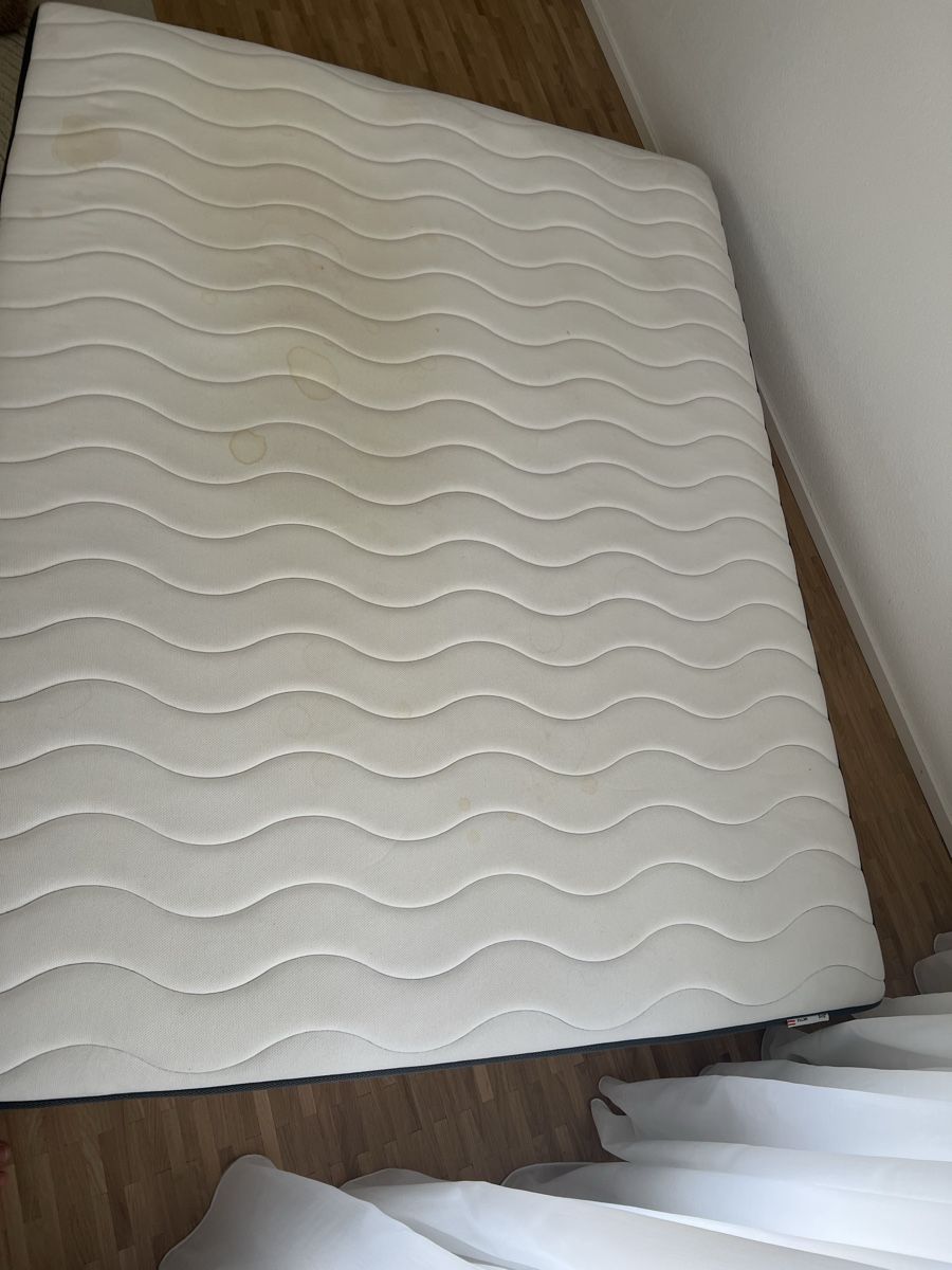 Ikea Materassi: Comfy Mattress -  for free  – Usato da Rüschlikon venduto da bec_h6pp 1