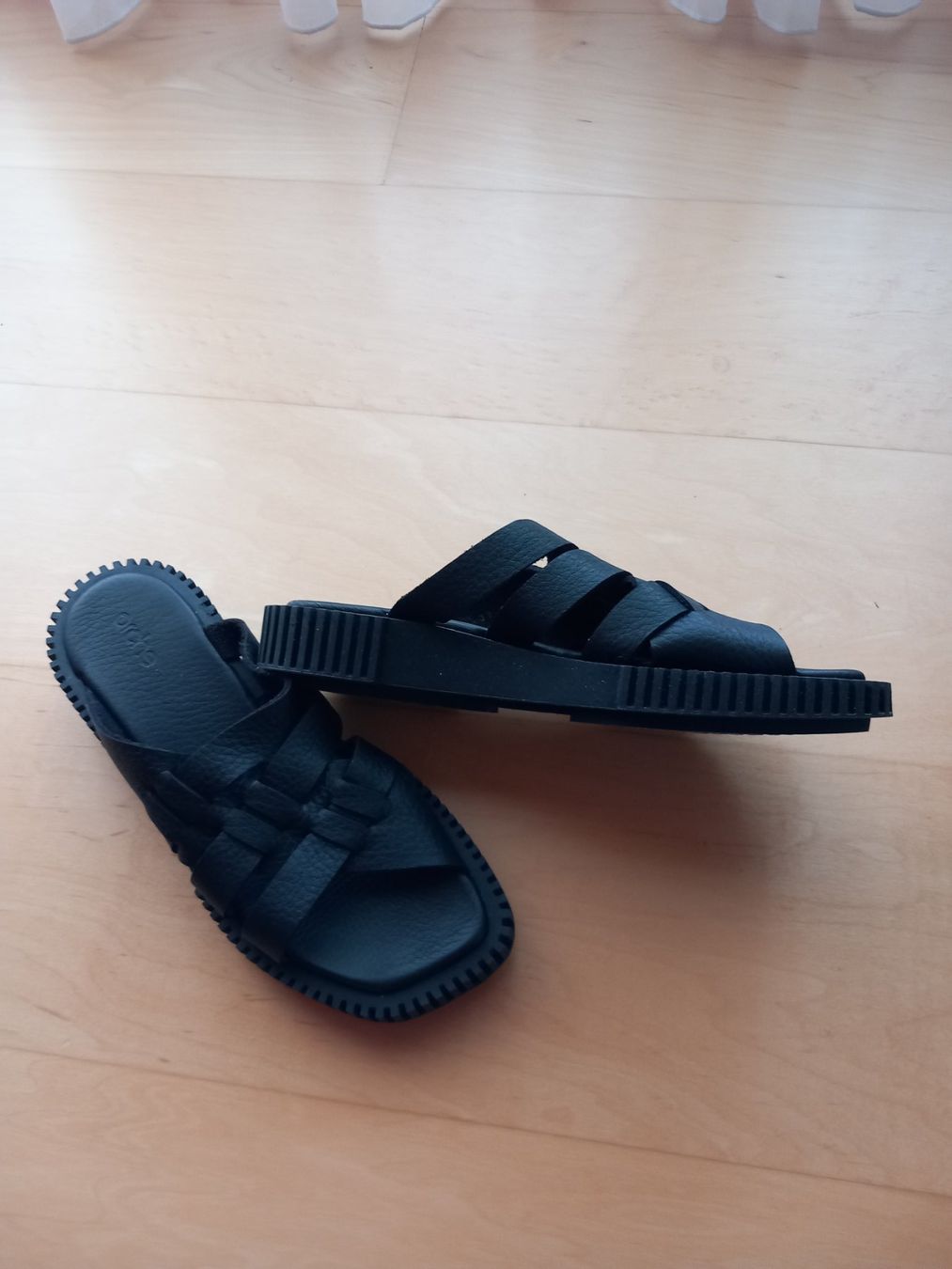Damenschuhe: Schlüpfer Leder schwarz Grösse 39 – Neu und originalverpackt aus Dinhard von broenni70 1