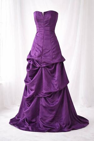 Elegantes Abendkleid in Violett  Grösse S/M (3638)