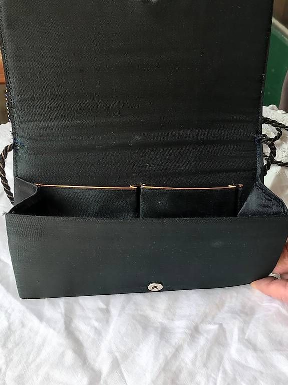 Taschen für Damen: Petit sac de soirée vintage – Gebraucht aus Estavayer-le-Lac von mar_2s6b 2