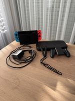 Nintendo Switch Konsole mit Zubehör - Top Zustand!