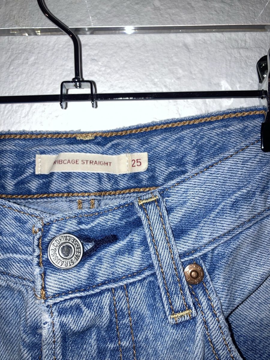 Levi's Jeans: Levi‘s Ribcage Straight – Usato da Bern venduto da marionheiniger 2