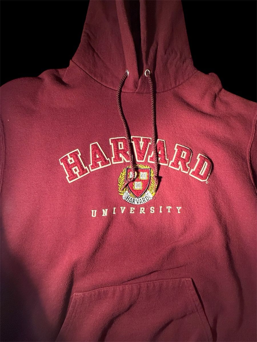 Champion Maglioni & Felpe: ROTER HARVARD UNIVERSITY HOODIE – Nuovo (secondo la descrizione) da Zofingen venduto da maetzgu 2