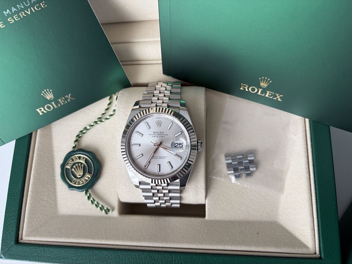 Rolex Orologi: Neuwertige Rolex Datejust silver 2025 – Nuovo (secondo la descrizione) da Zürich venduto da masako 4