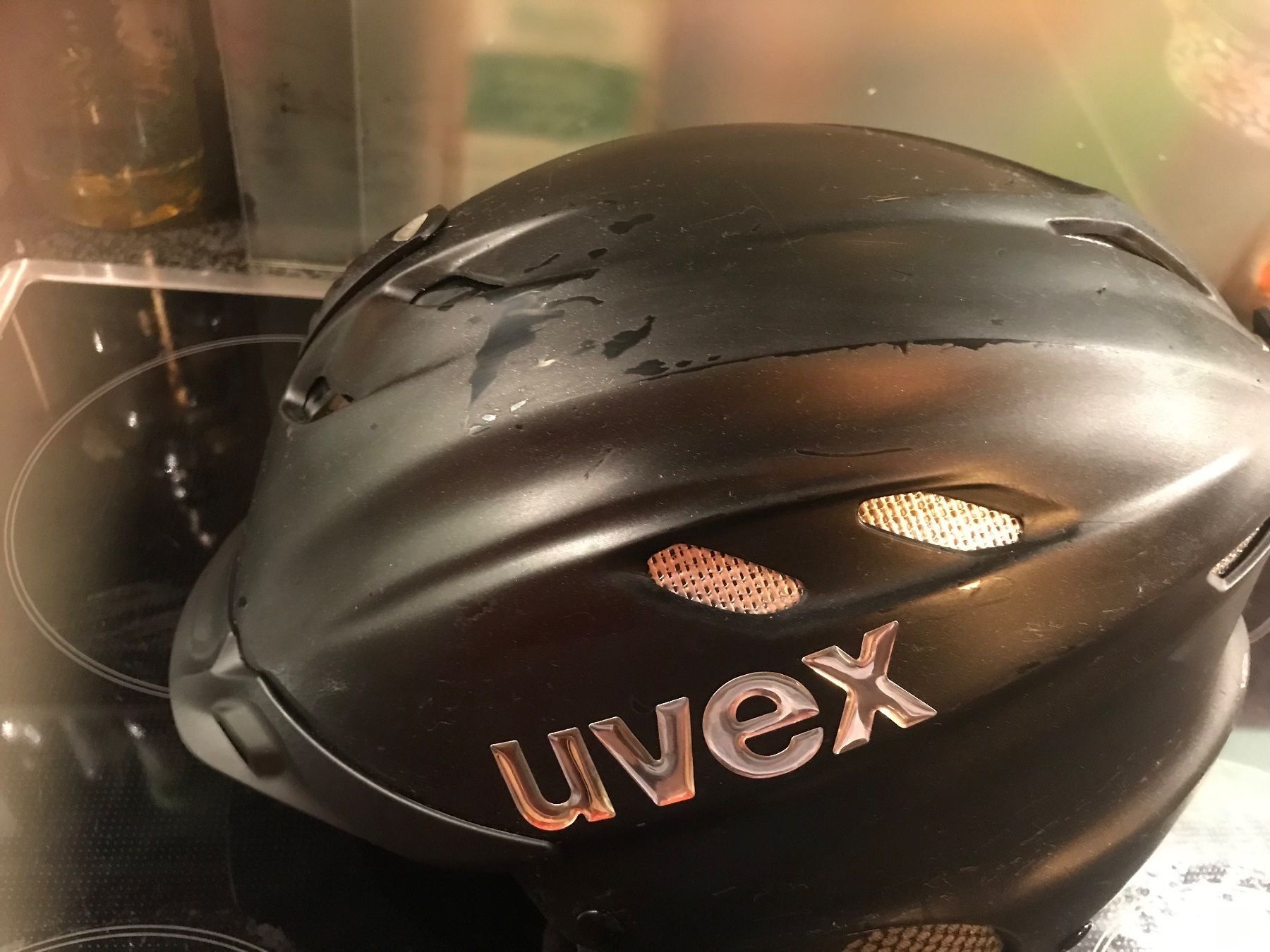 Uvex Caschi: Uvex Skihelm schwarz M – Usato da Bergdietikon venduto da antovale