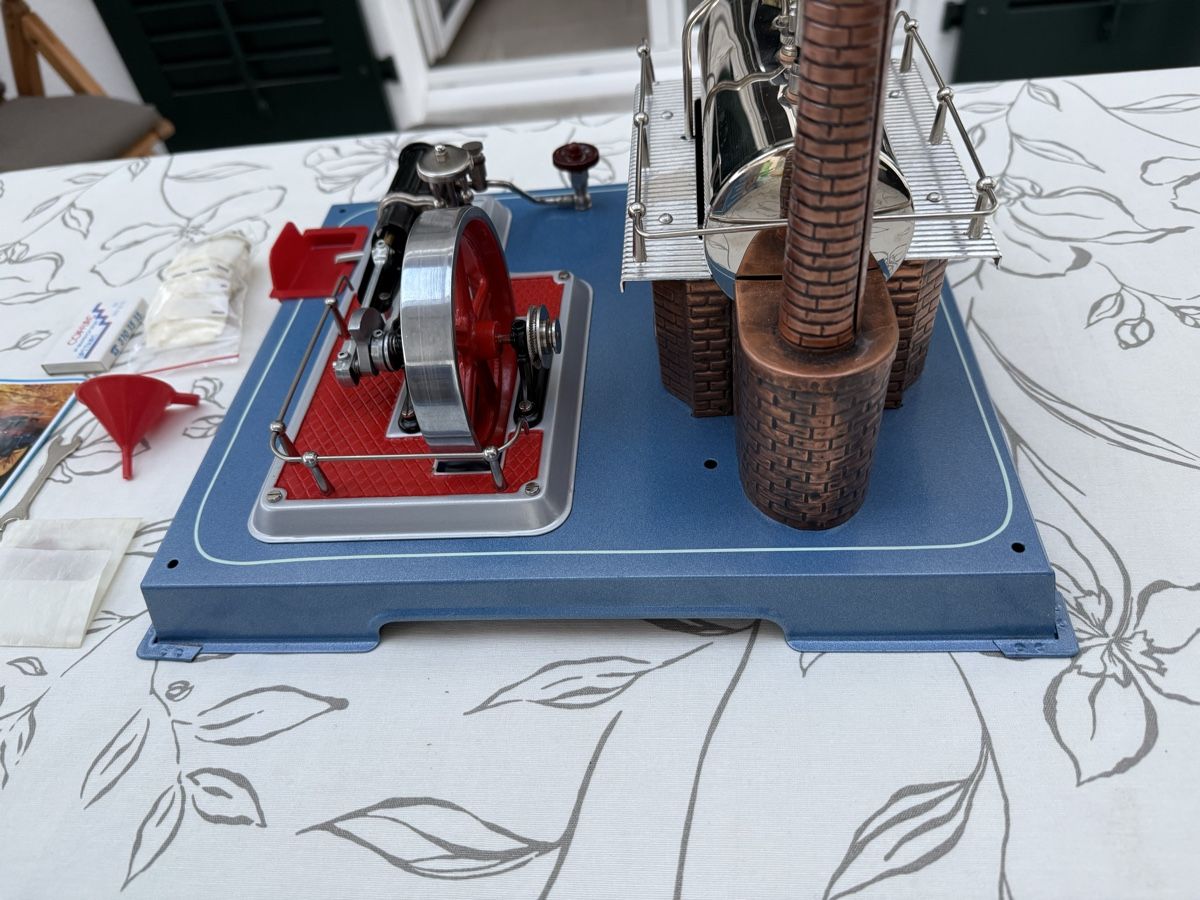 Wilesco Kit di modellismo & Modellini statici: Dampfmaschine Wilesco D20 – Usato da Solothurn venduto da guest99 3