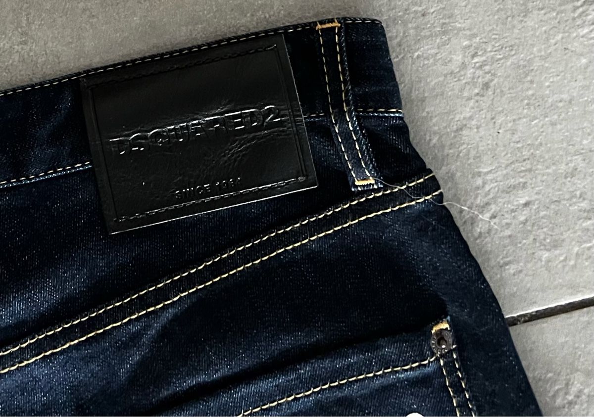 Dsquared2 Jeans: Dsquared2 jeans uomo 48 – D'occasion à Mendrisio par fly_9wzx 7