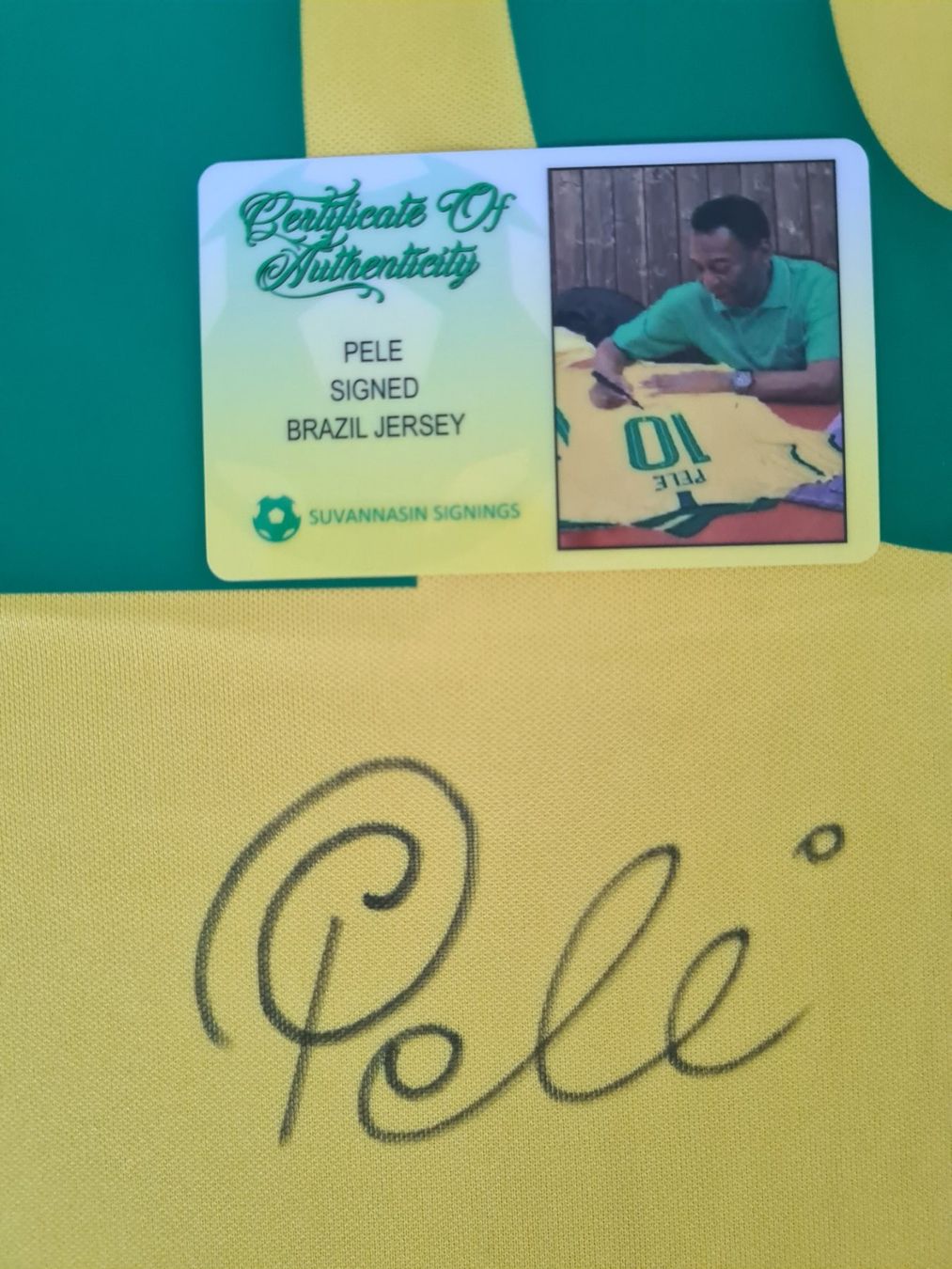 Canottiere & Pantaloni: Maillot Brésil dédicacé par Pelé – Nuovo (secondo la descrizione) da Attalens venduto da Thominho 1