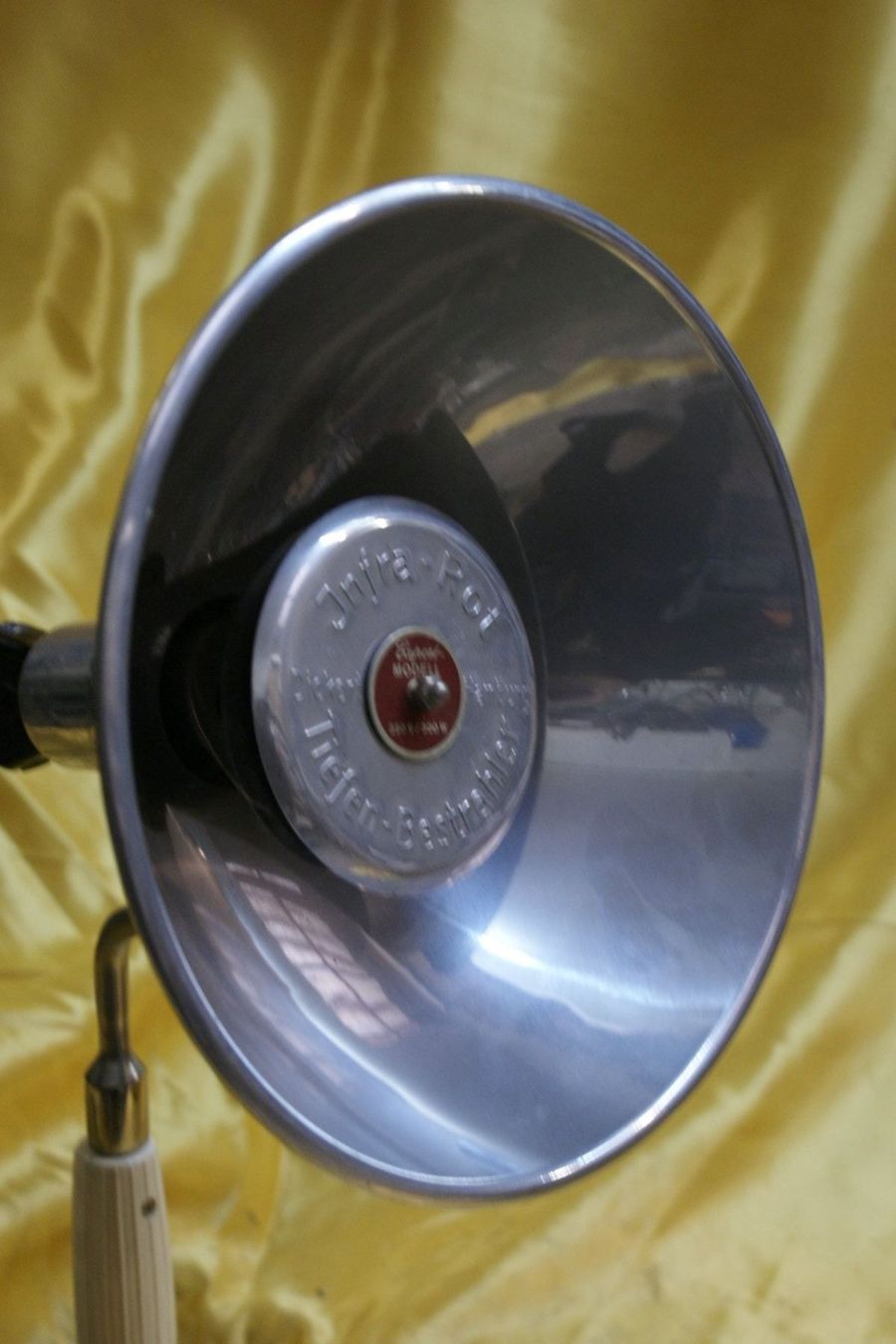 Lampade: Wunderschöne Wärmelampe Jnfra-Rot – Usato da Buchs AG venduto da schwippschwapp 4