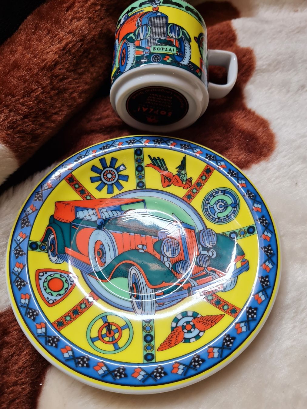 Bopla Tazze: Bopla Espressotasse mit Unterteller, Oldtimer Motiv,  – Nuovo (secondo la descrizione) da Münsingen venduto da Cuci31 1