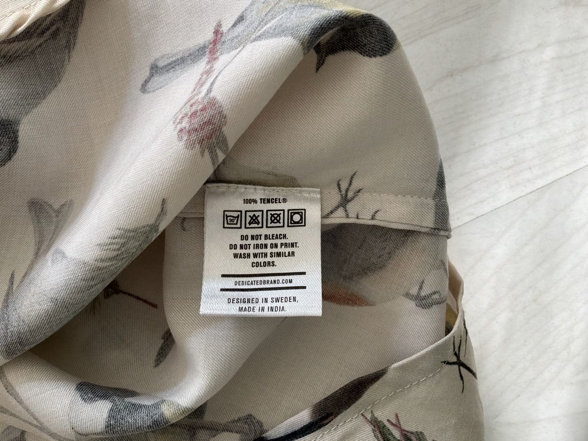 Camicette: Hemdbluse von DEDICATED, gelb-beige mit Vogelprint – Usato da Bremgarten AG venduto da Belana0 4