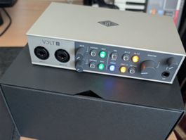 Universal audio volt 4