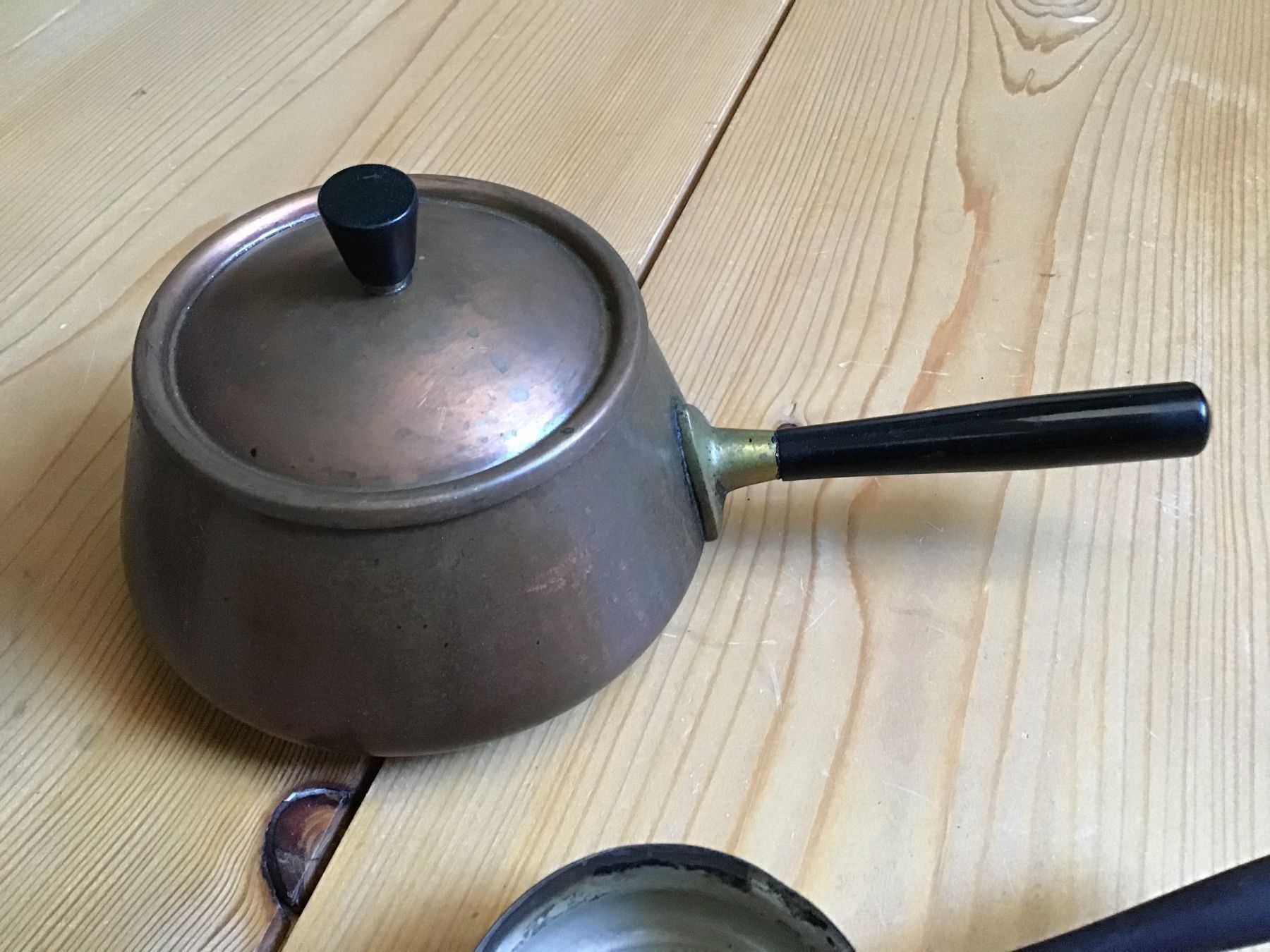Padelle: sehr altes kupferpfännlein mit rechaud – Usato da liestal venduto da makai05 2