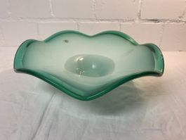 Elegante grüne Glas-Schale, Vintage Design, Top Zustand