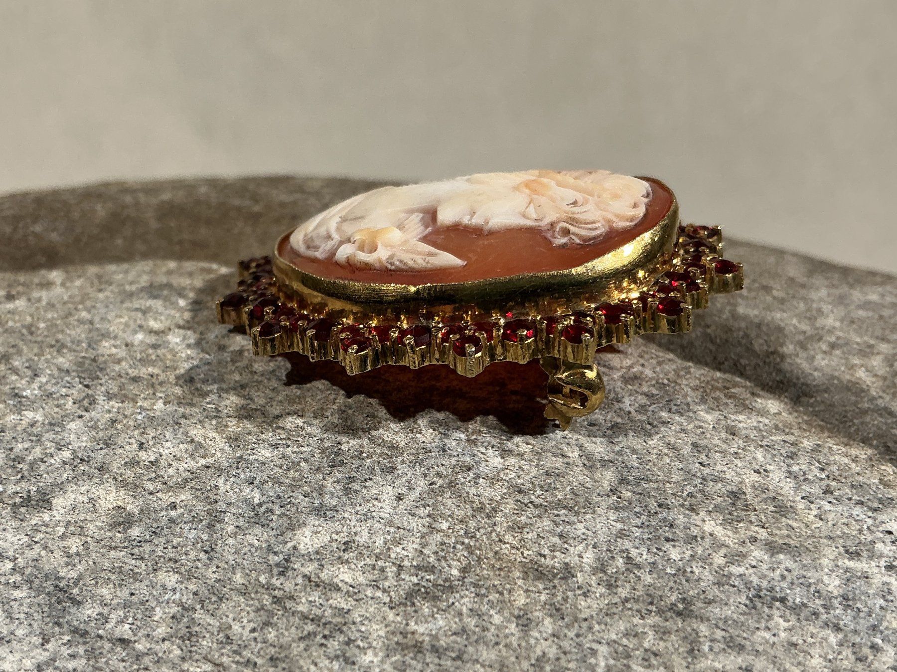 Spille & Fermagli: BÖHMISCHER GRANATSCHMUCK Brosche Cameé – Nuovo (secondo la descrizione) da Richterswil venduto da Restwert_Richterswil 6