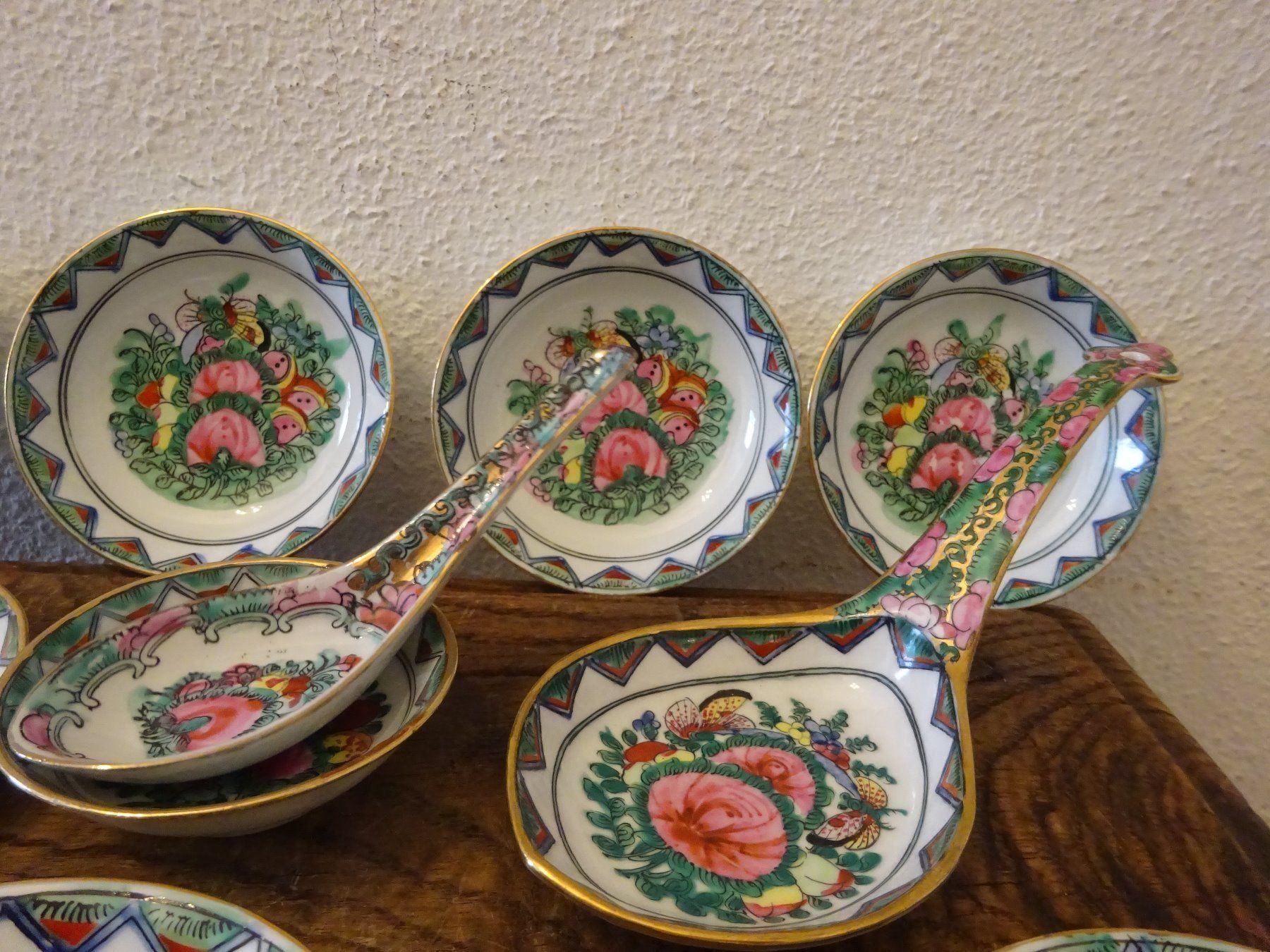 Piatti: Vintage Service Schmetterling - China – Usato da Esslingen venduto da eintagammeer 5