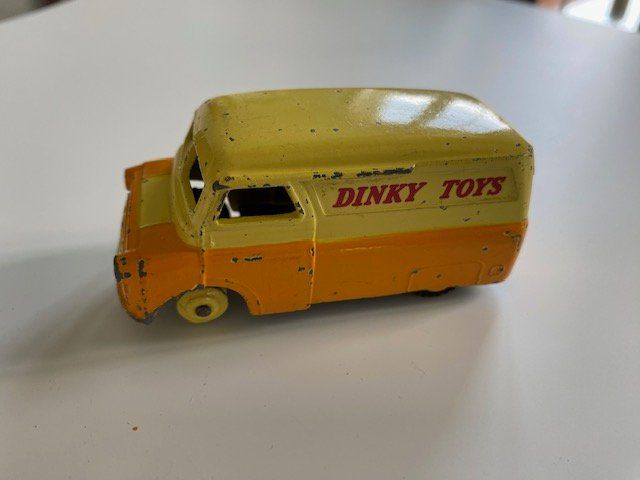 Dinky Toys Giocattoli: 3 Dinky Toys Autos – Usato da Oberburg venduto da Hpburkhard 1