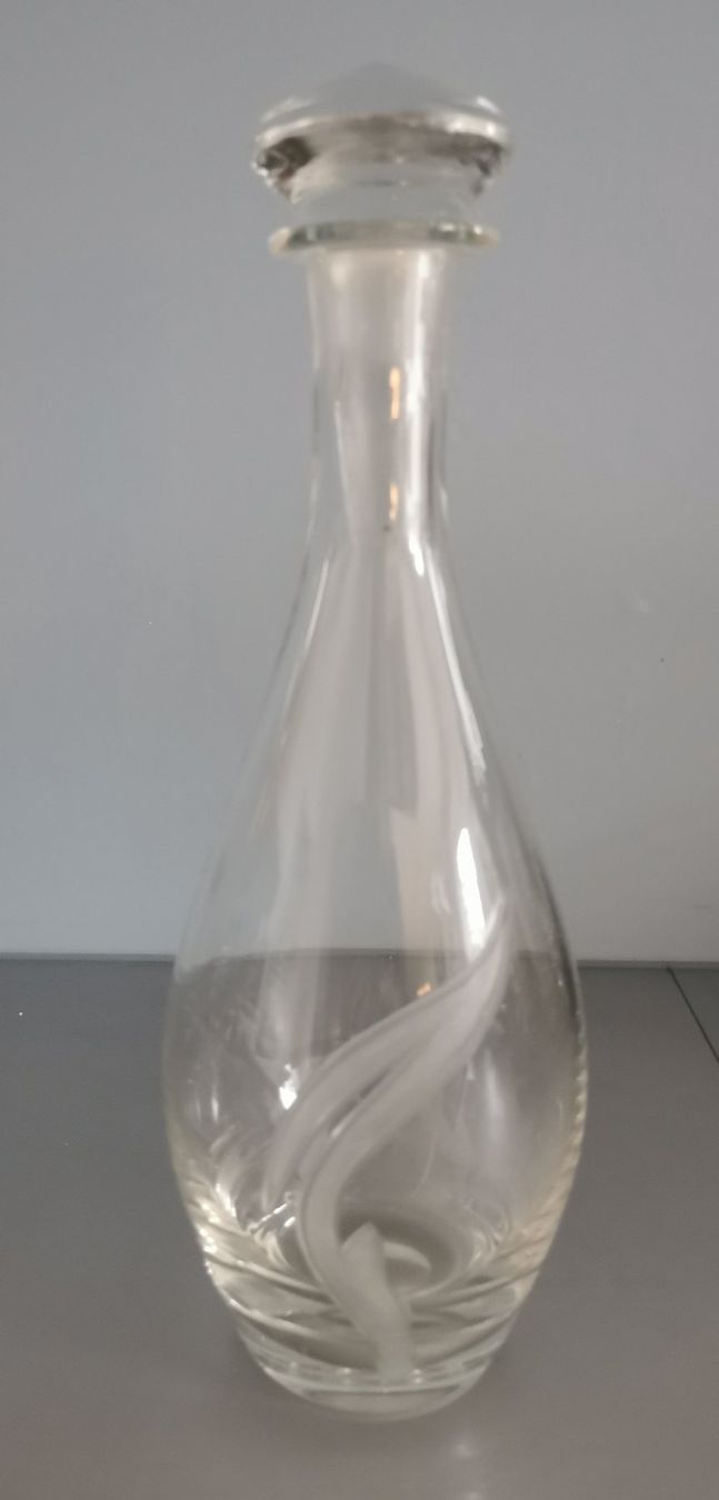 Caraffe: Elegante Glaskaraffe mit Stopfen – Usato da Dänikon ZH venduto da Beldiwuffi 3