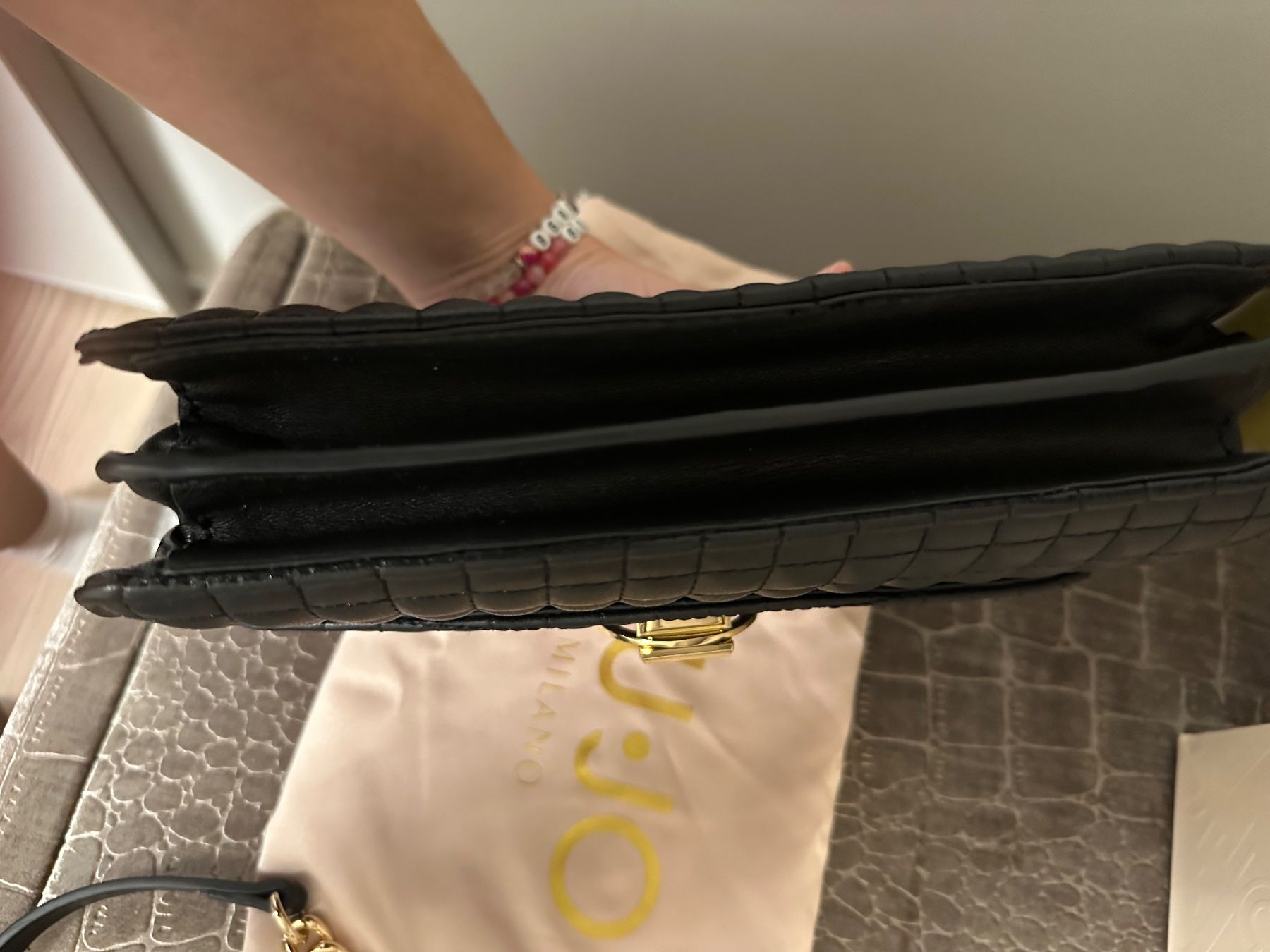 Liu Jo Borse da donna: Liu Jo Handtasche Neu 2022 Modell – Nuovo e nell'imballaggio originale da Frümsen venduto da Swissline90 7