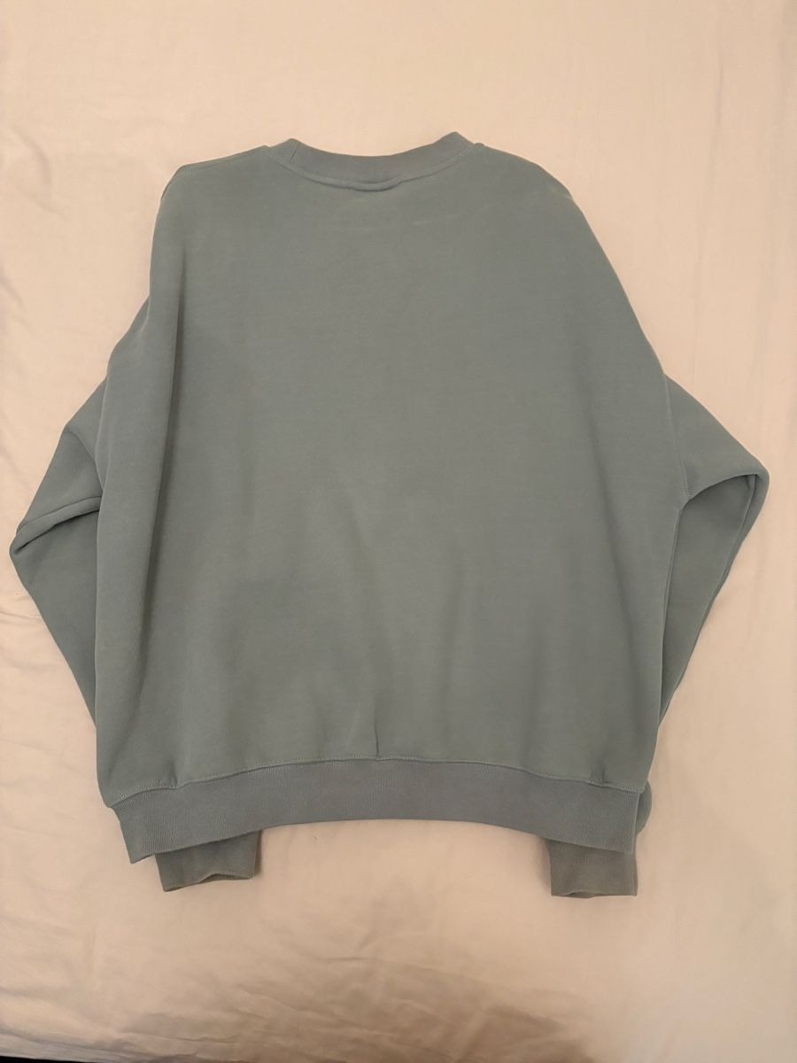 Pullover & Sweatshirts: WRSTBHVR Studio Pullover Grösse M – Gebraucht aus St.Pelagiberg von JannikGer 1