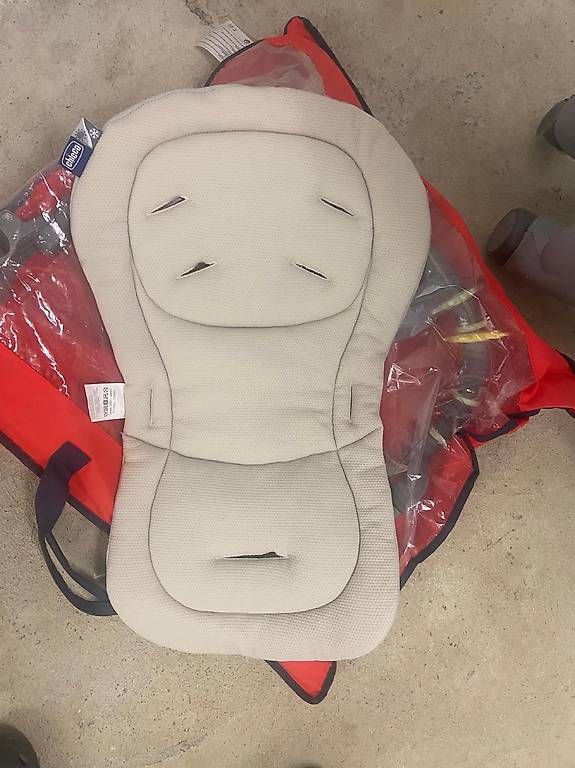 Chicco Chaises hautes: Babystuhl – D'occasion à Lenzburg par Florina55 4