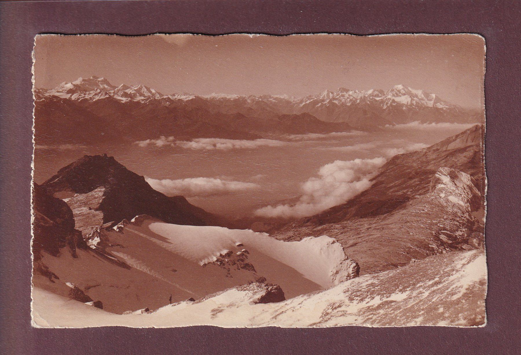 Ansichtskarten: GRAND COMBIN et MONT-BLANC - E. Gyger – Gebraucht aus Pully von nicecards