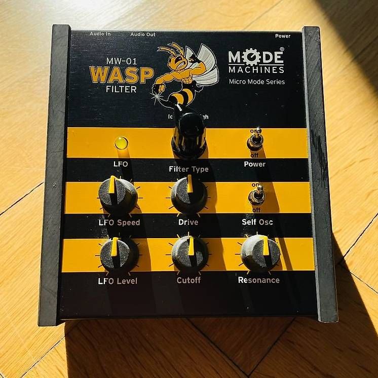 Strumenti musicali: MODE MACHINES WASP / Filter / LFO / EFX / Drive / OSC / Moog – Usato da Zürich venduto da LeoGd