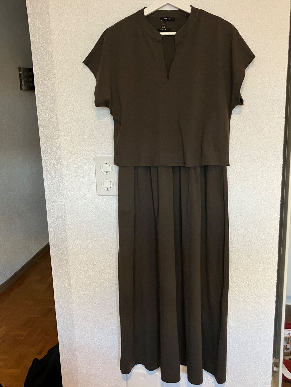 Opus Vestiti: Damen Kleid Opus Gr.36 (NEU) – Nuovo e nell'imballaggio originale da Ernetschwil venduto da Airboom