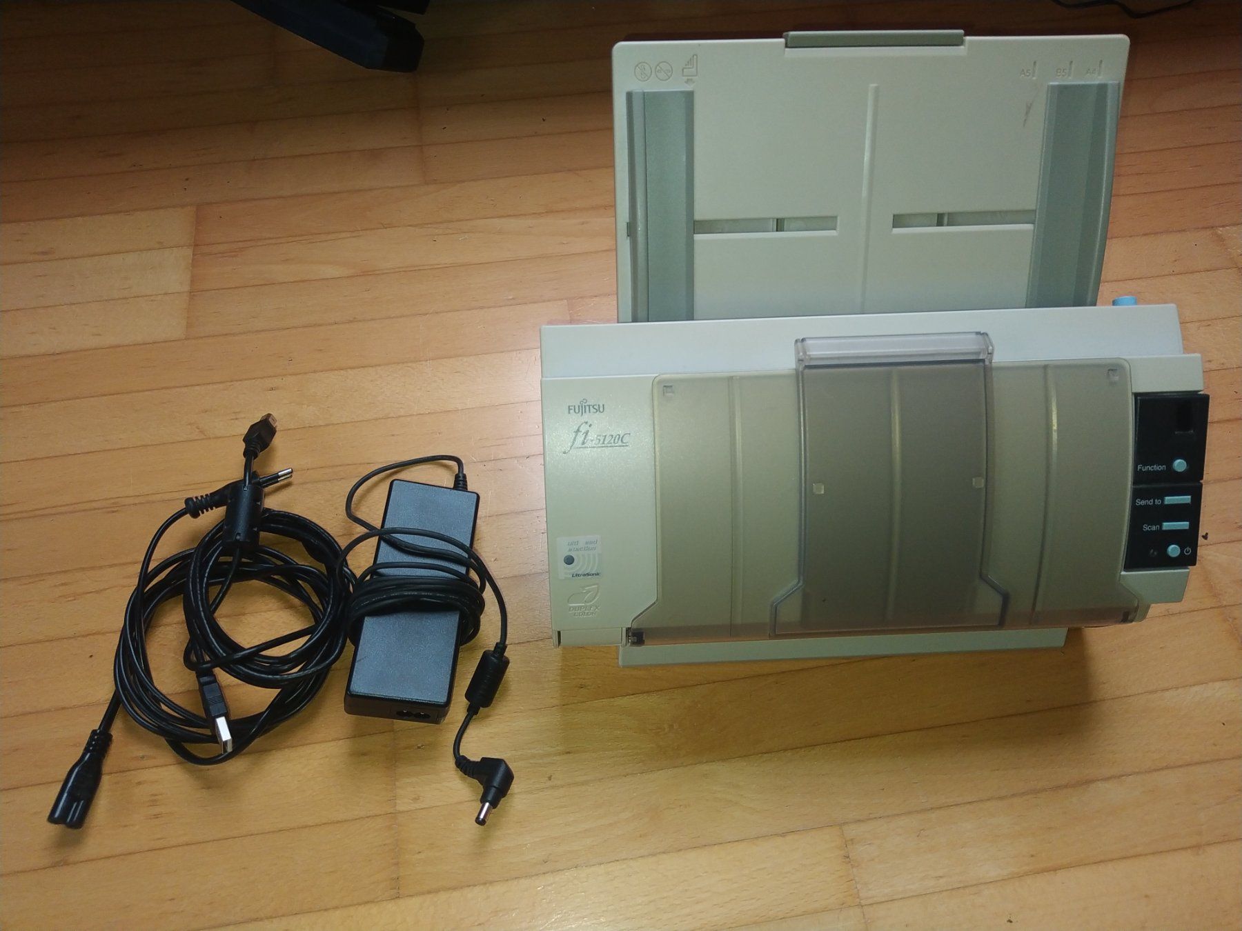 Fujitsu Scanner: Dokumentenscanner Fujitsu fi-5120C – Usato da Heiden venduto da raiment 1