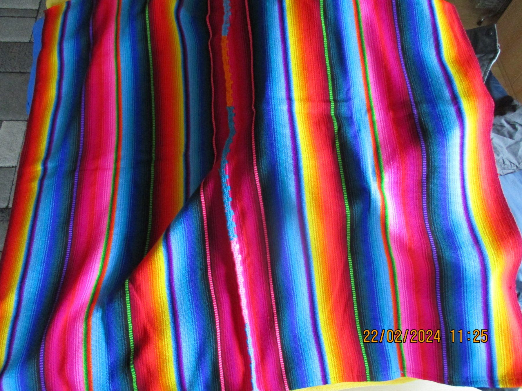 Coperte: STYLISTISCHE REGENBOGEN-DECKE – Nuovo (secondo la descrizione) da Safenwil venduto da universum78