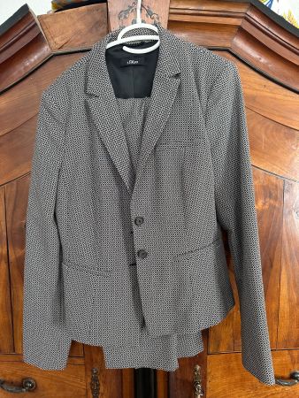 S.Oliver Hosenanzug (Blazer Gr.40 / Hose Gr. 40)
