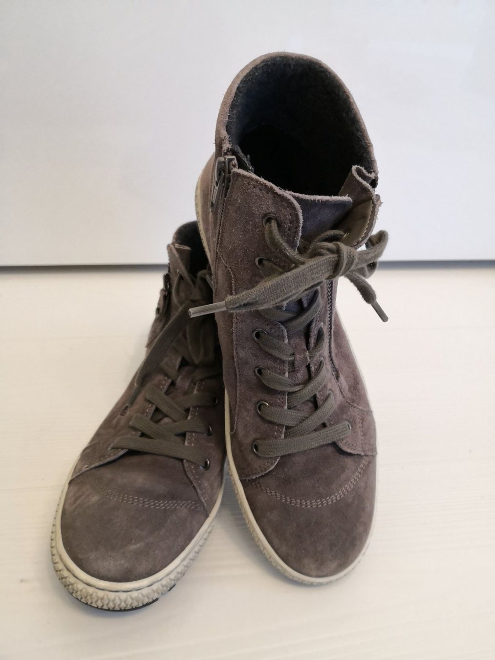 Gabor Scarpe da donna: 🤩GABOR SNEAKER WILDLEDER GRAU – Usato da Olten venduto da Naja-Twins-Twins 6