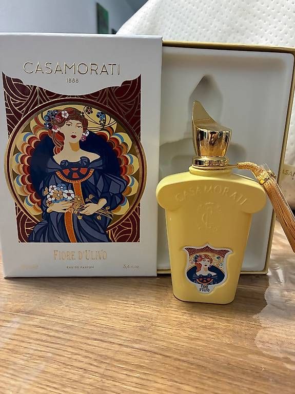 Parfum & Eau de Toilette: Casamorati – Gebraucht aus Lengnau AG von SwissIrish