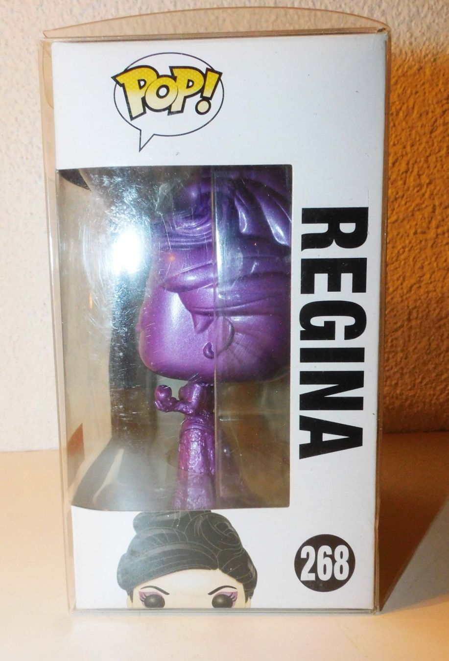 Funko Statuette: Funko Pop Regina - 268  Sammelfigur  OVP – Usato da Sursee venduto da 76 4