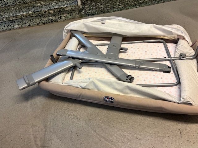 Chicco Letti: Chicco Next 2 Me crib - excellent condition! – Nuovo (secondo la descrizione) da Thalwil venduto da Aria80
