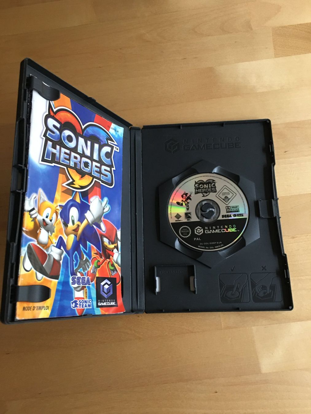 Nintendo Jeux: Sonic Heroes: Gamecube (FR) – D'occasion à La Chaux-de-Fonds par AntoineKolbl 2