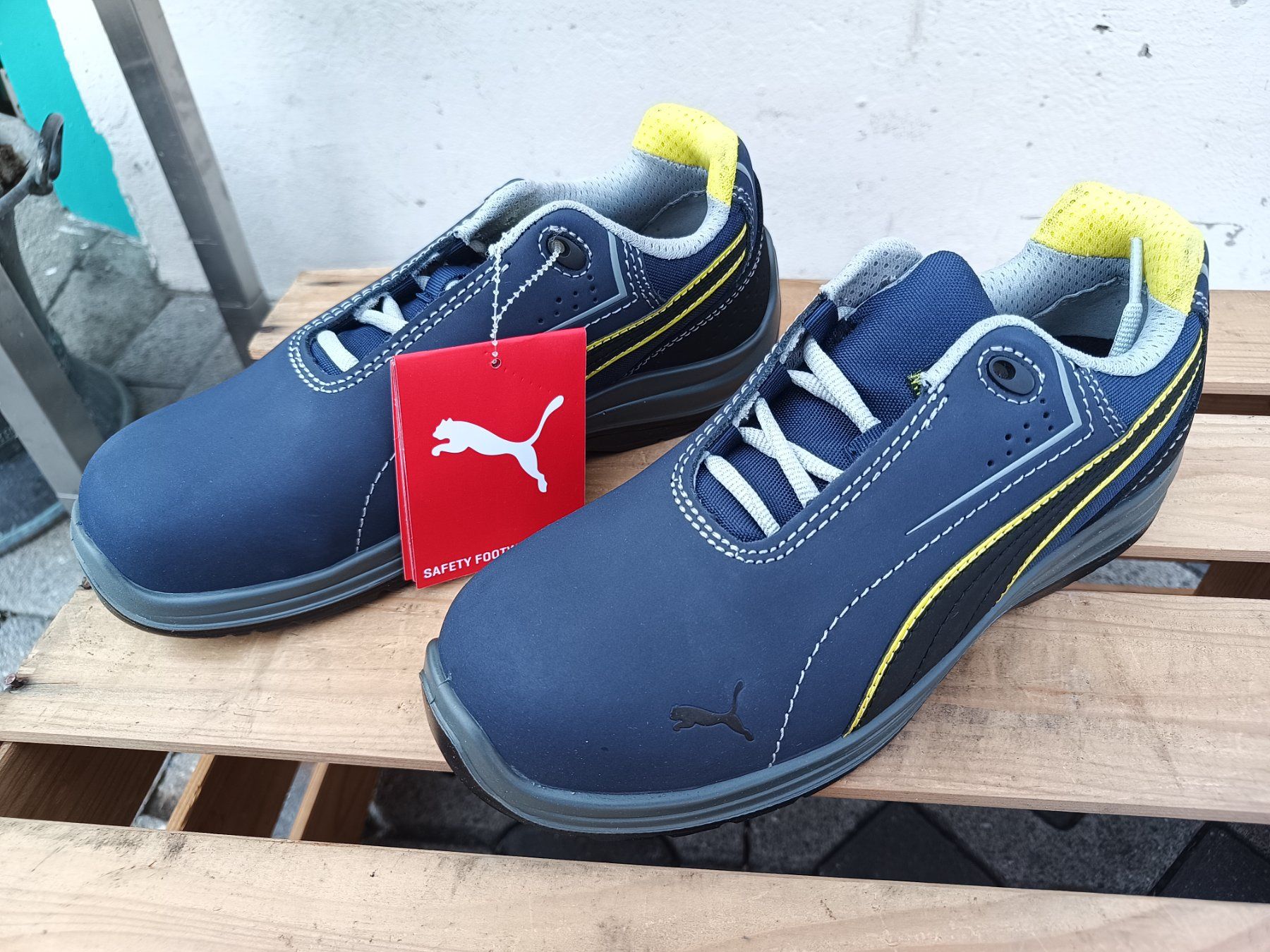 Puma Scarpe da uomo: Puma Sicherheitsschuhe SB E P WRU FO SRC 39 – Nuovo e nell'imballaggio originale da Oberegg venduto da A-Z.Handel.Loehrer